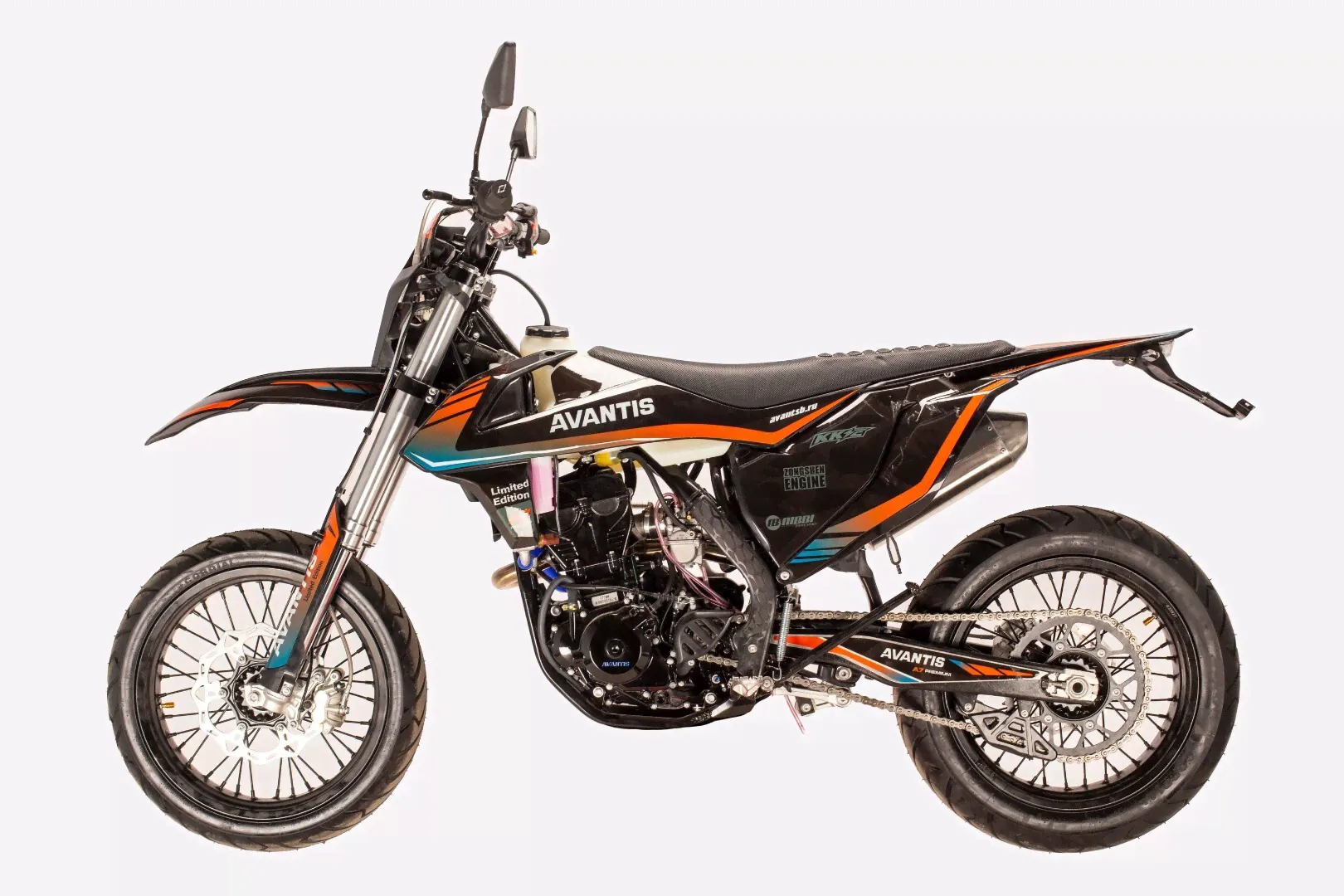 Мотоцикл эндуро AVANTIS A7 NEW Motard DOHC (NC250/177MM) KKE (2023) ПТС-1